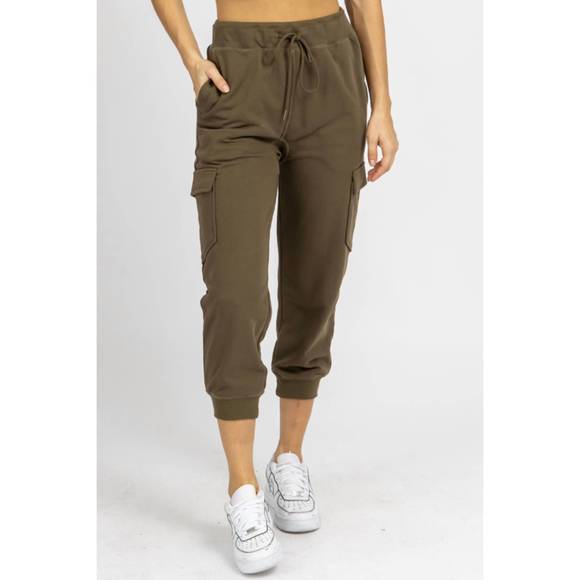NEW HEM & THREAD cargo relaxed joggers in olive - Picture 1 of 6